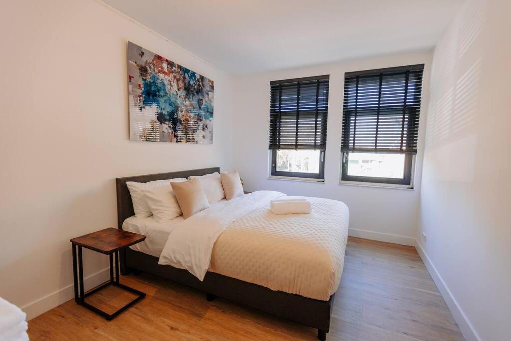 Villa Brand New Bright & Luxurious In Amsterdam! Ámsterdam
